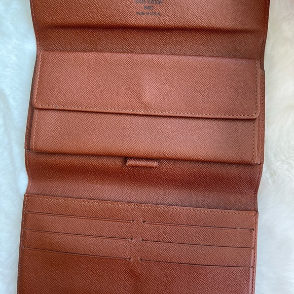 Louis Vuitton Porte Tresor International - Picture 5 of 16